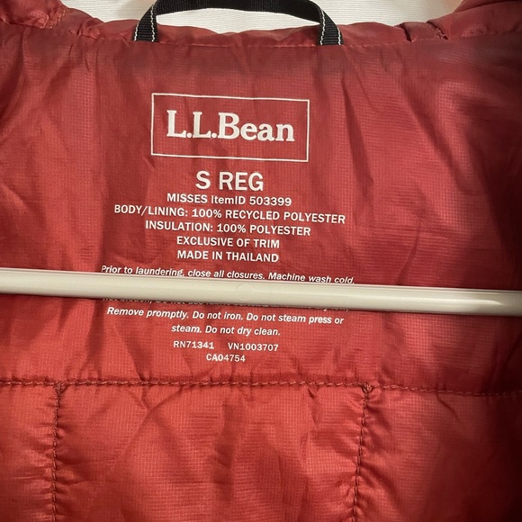 LL Bean light jacket in brick orange - Picture 3 of 8